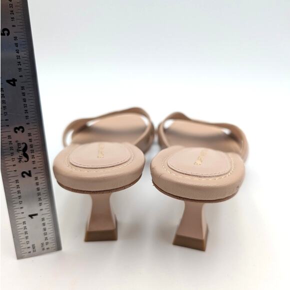 Stuart Weitzman Miami 50 Slide Sandal Women's Golden Beige Size US7 EU38 - Picture 4 of 12